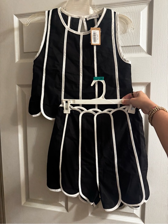 vestique Other - Black & White Piped Two-Piece Women’s Short Set